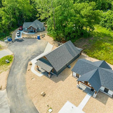 New Ozark Oasis Luxe Cabin Retreat With Hot Tub Hollister Екстериор снимка