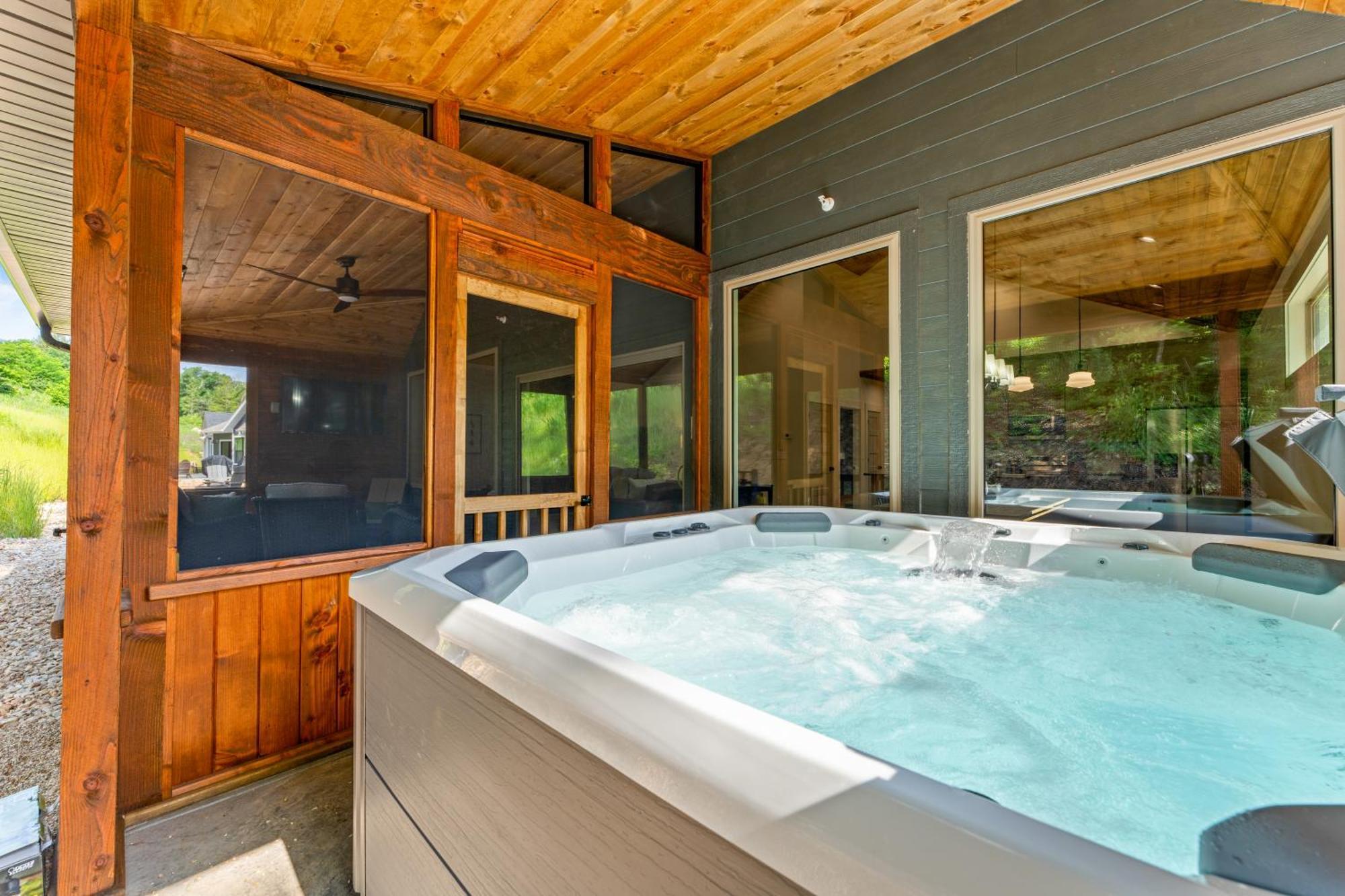 New Ozark Oasis Luxe Cabin Retreat With Hot Tub Hollister Екстериор снимка