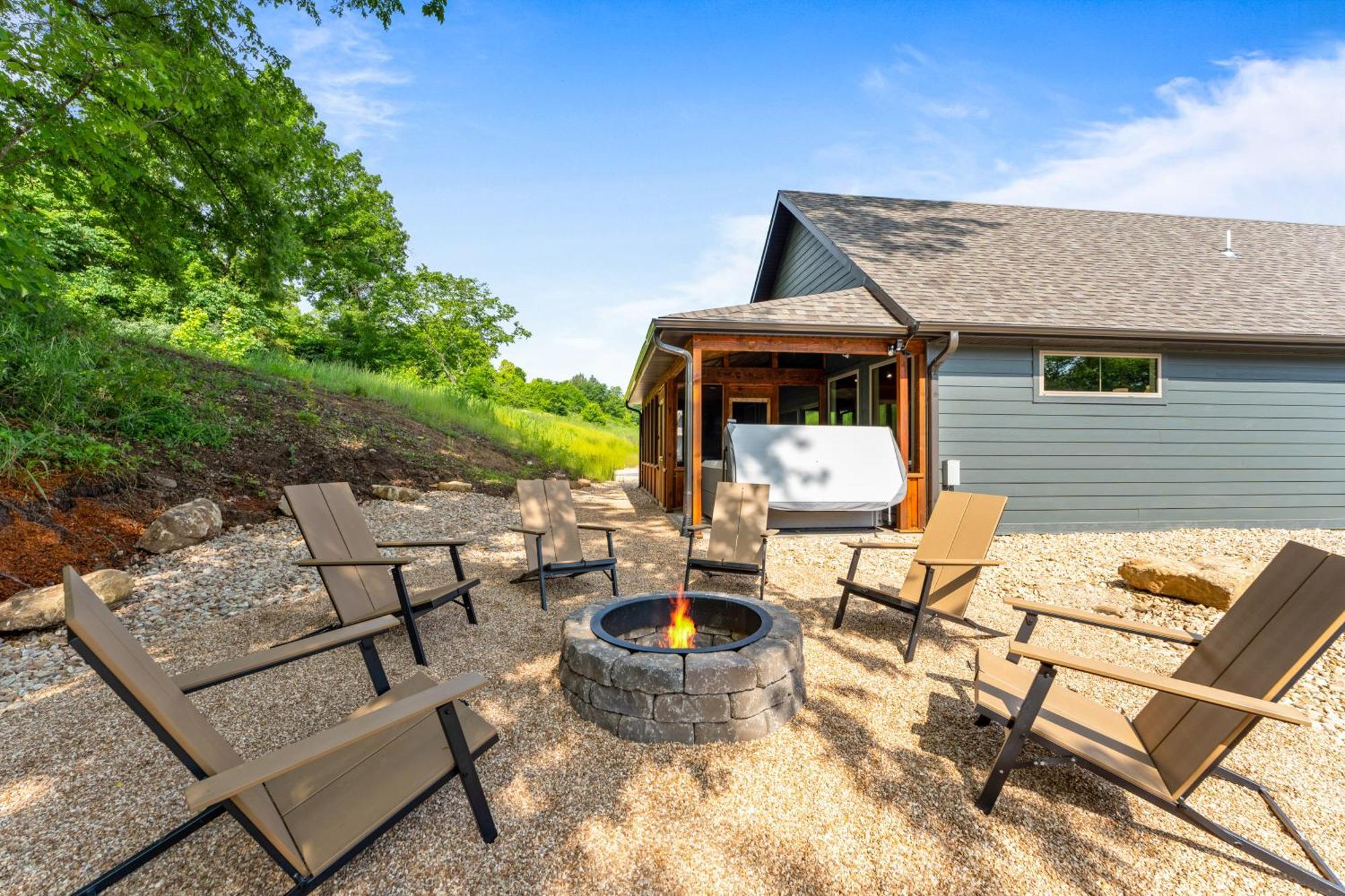 New Ozark Oasis Luxe Cabin Retreat With Hot Tub Hollister Екстериор снимка