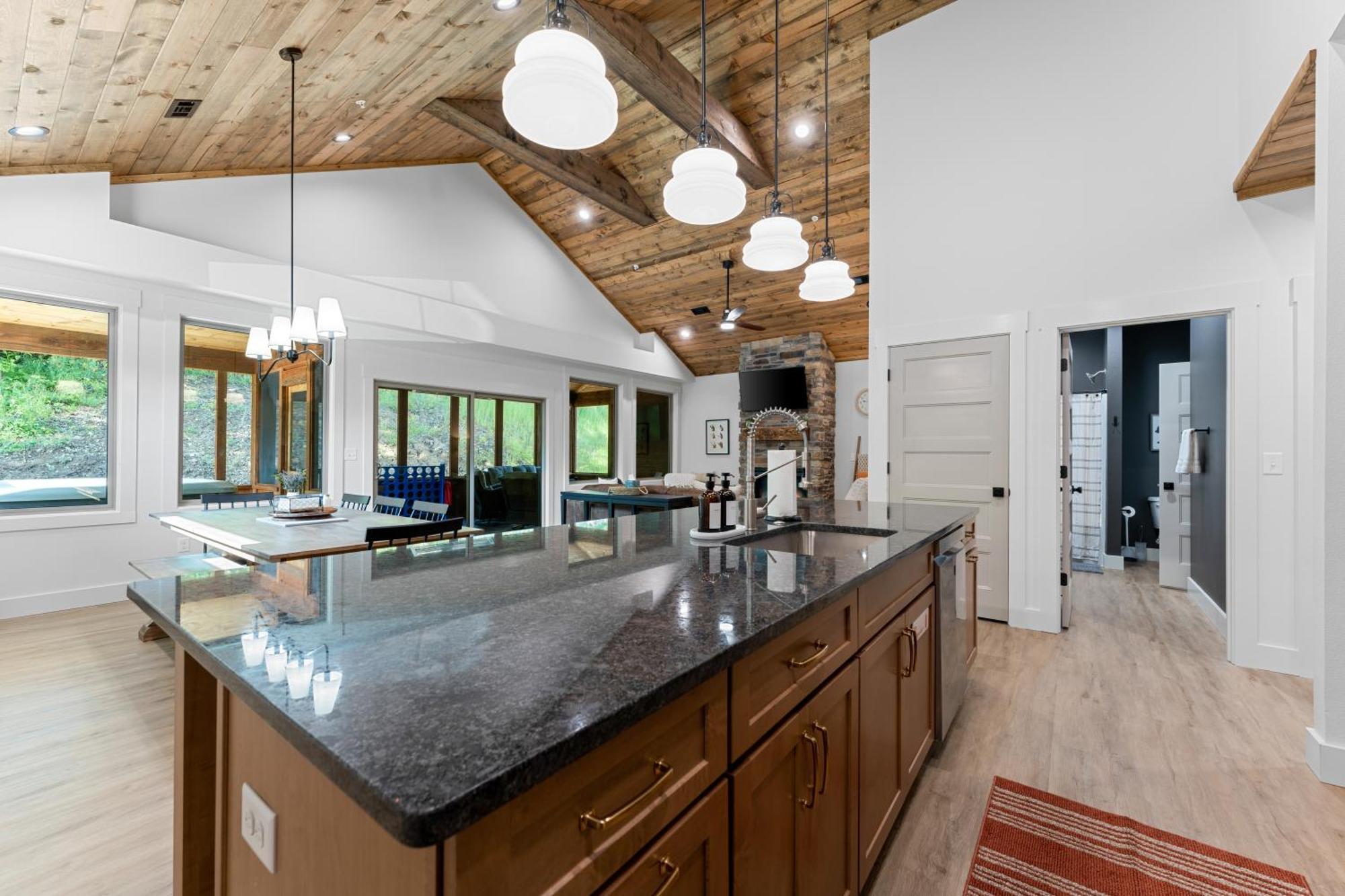 New Ozark Oasis Luxe Cabin Retreat With Hot Tub Hollister Екстериор снимка