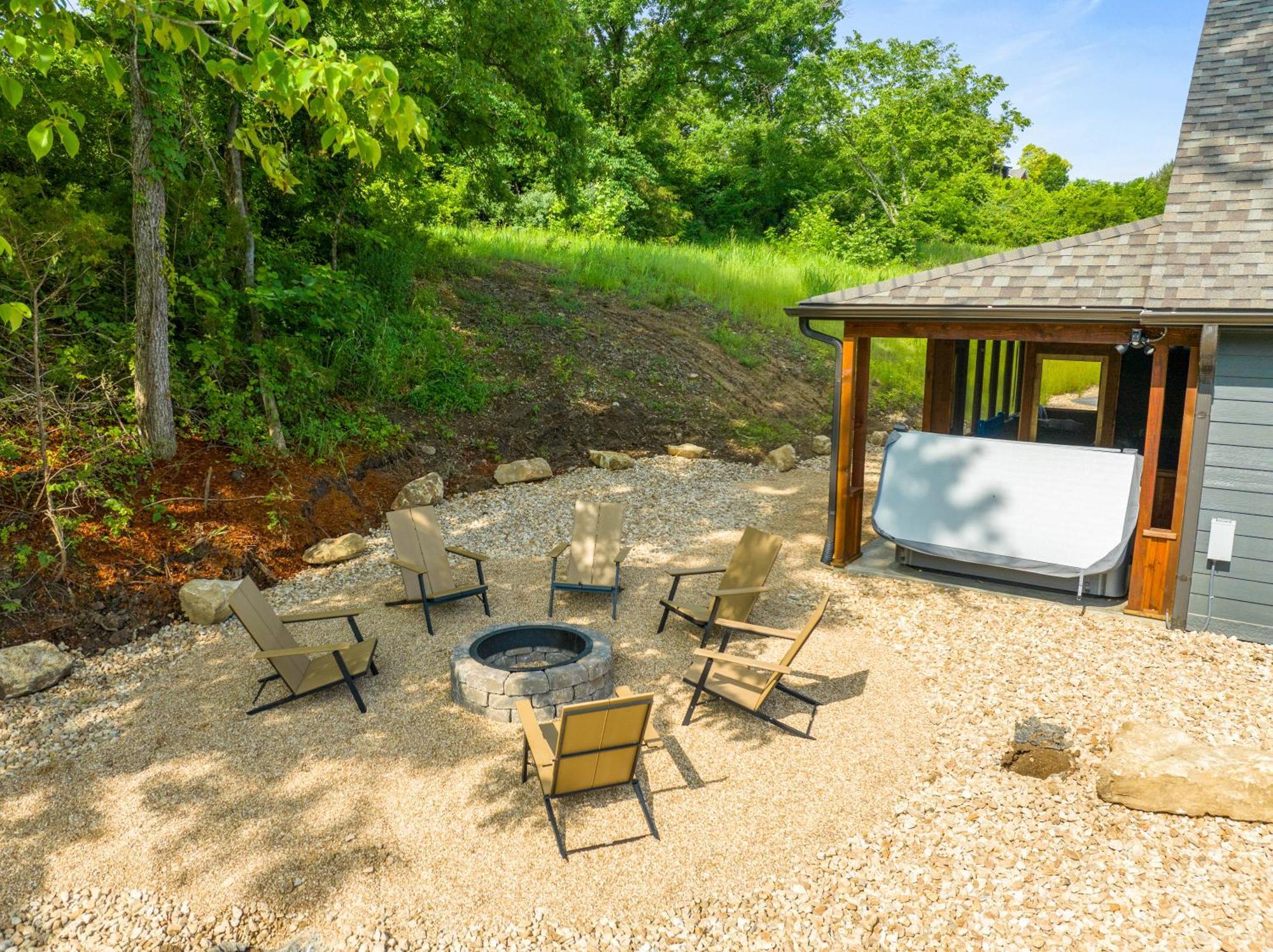 New Ozark Oasis Luxe Cabin Retreat With Hot Tub Hollister Екстериор снимка